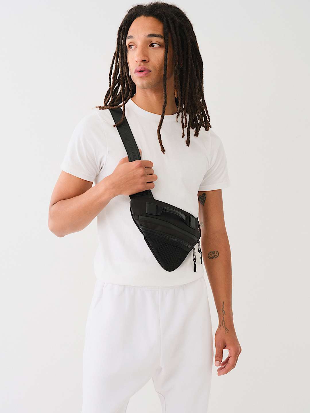 TRIANGLE HARNESS BAG True Religion