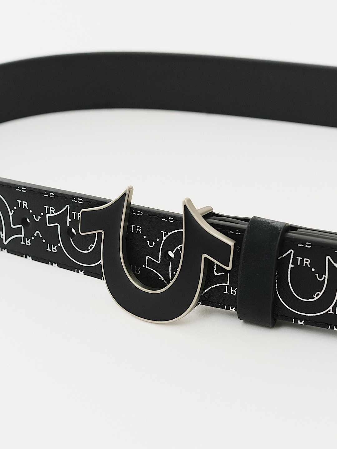 38 True religion トゥルーレリジョン ベルト メタル ロゴ SILVER EMBOSSED HORSESHOE BUCKLE BELT - Black | True Religion