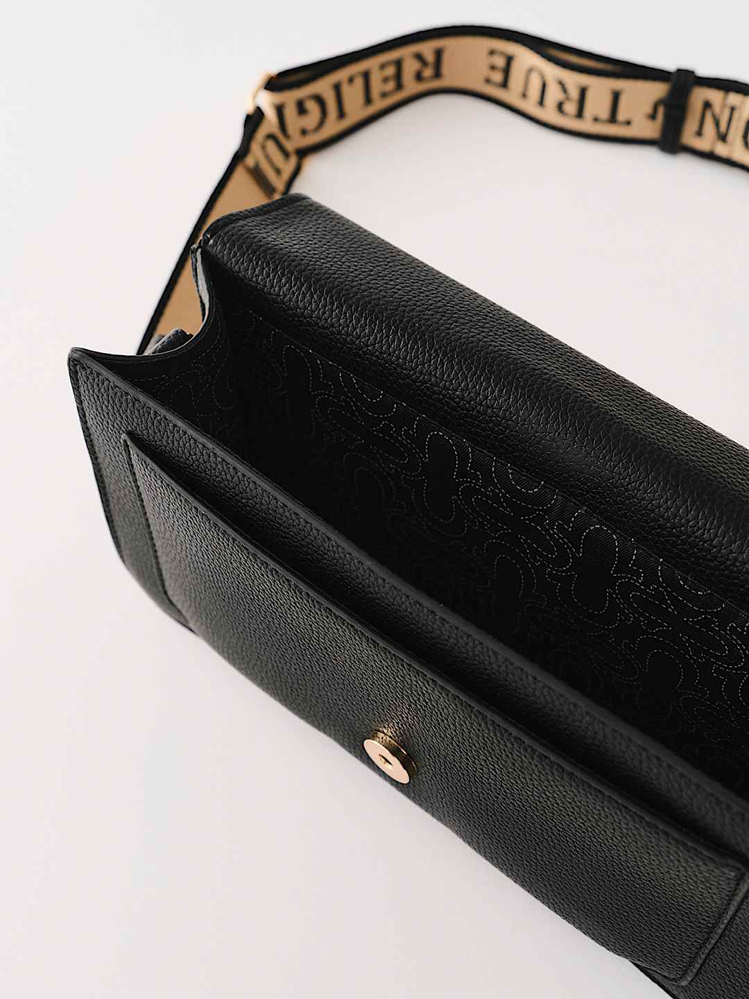 HORSESHOE FLAP SHOULDER BAG