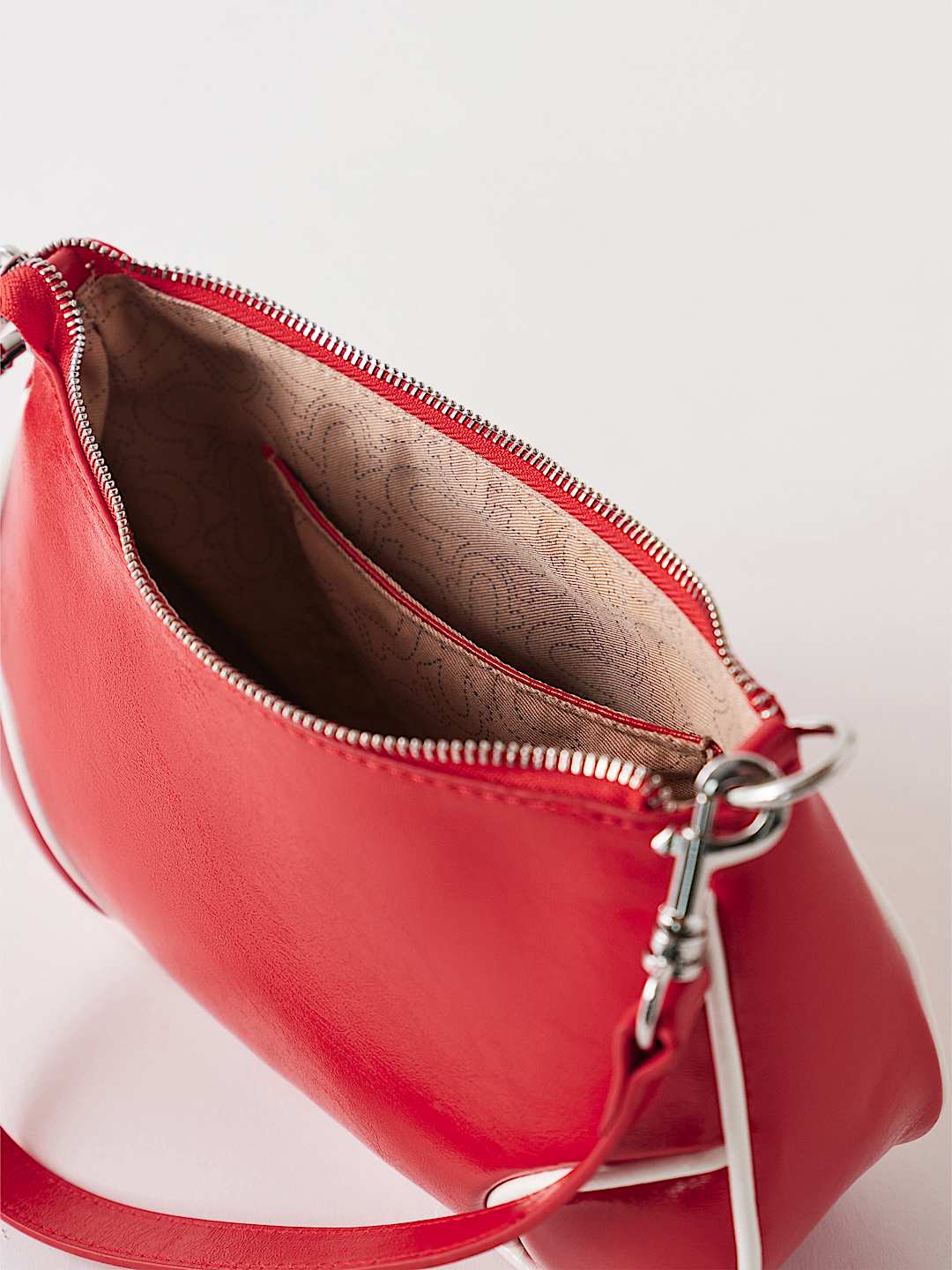 CONTRAST HORSESHOE SHOULDER BAG, image 6