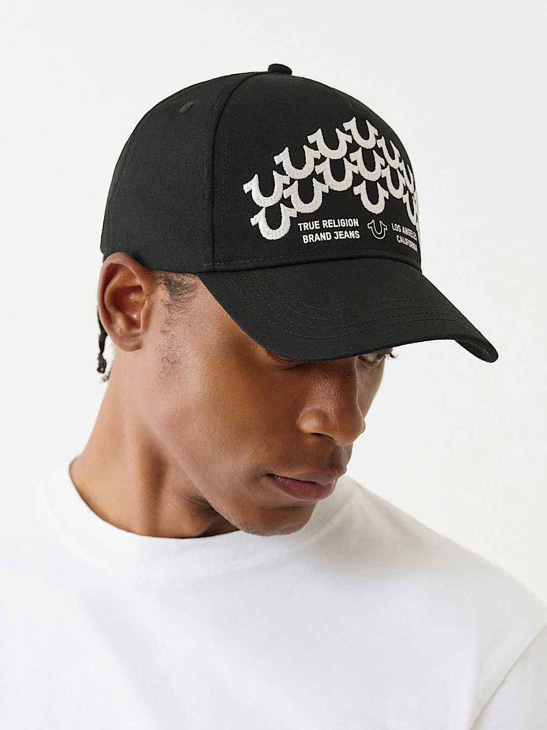 【TRUE RELIGION】★キャップ★ HORSESHOE TRUCKER HAT HORSESHOE TRUCKER HAT - Black | True Religion