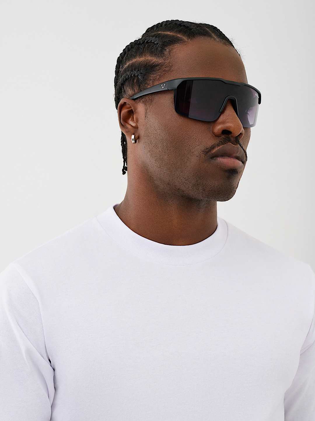 【TRUE RELIGION】★サングラス★ FLAT TOP SHIELD SUNGLASSES FLAT TOP SHIELD SUNGLASSES - Black | True Religion