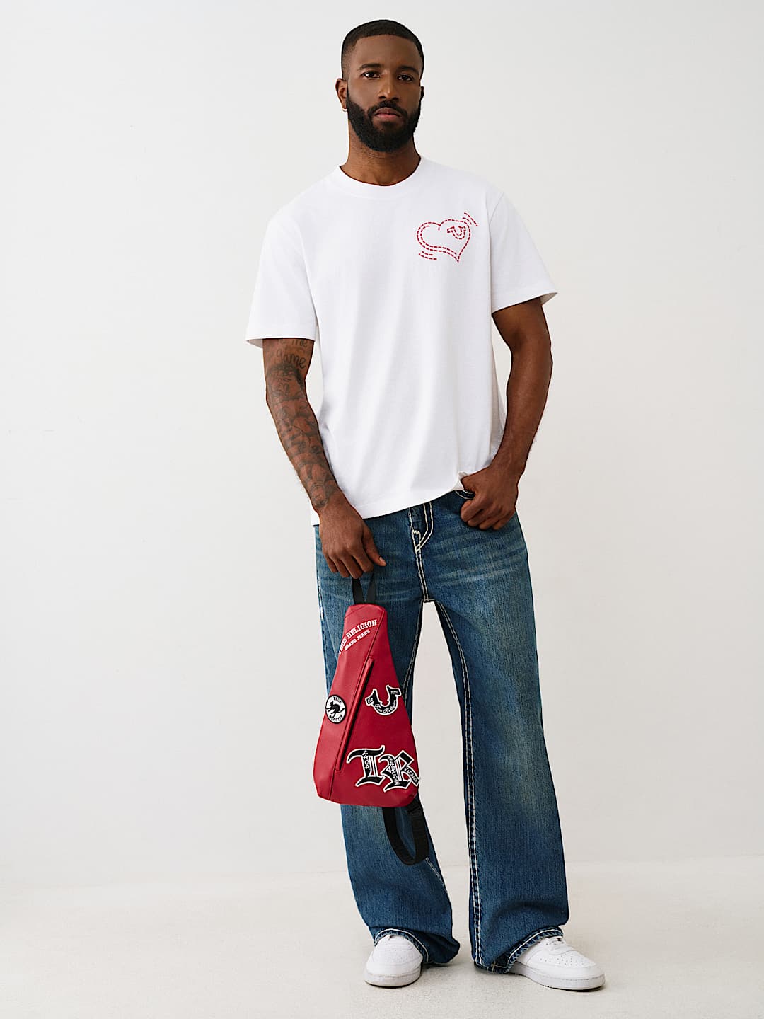 LOGO PATCH SLING BAG, image 3