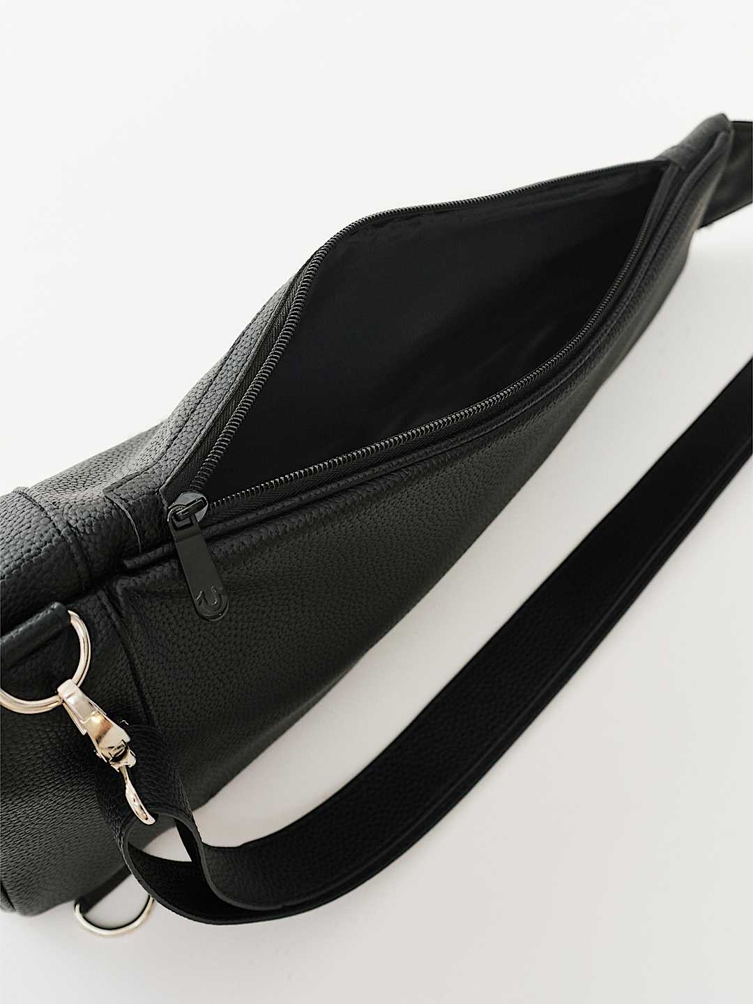 CRYSTAL HORSESHOE SLING BAG, image 5