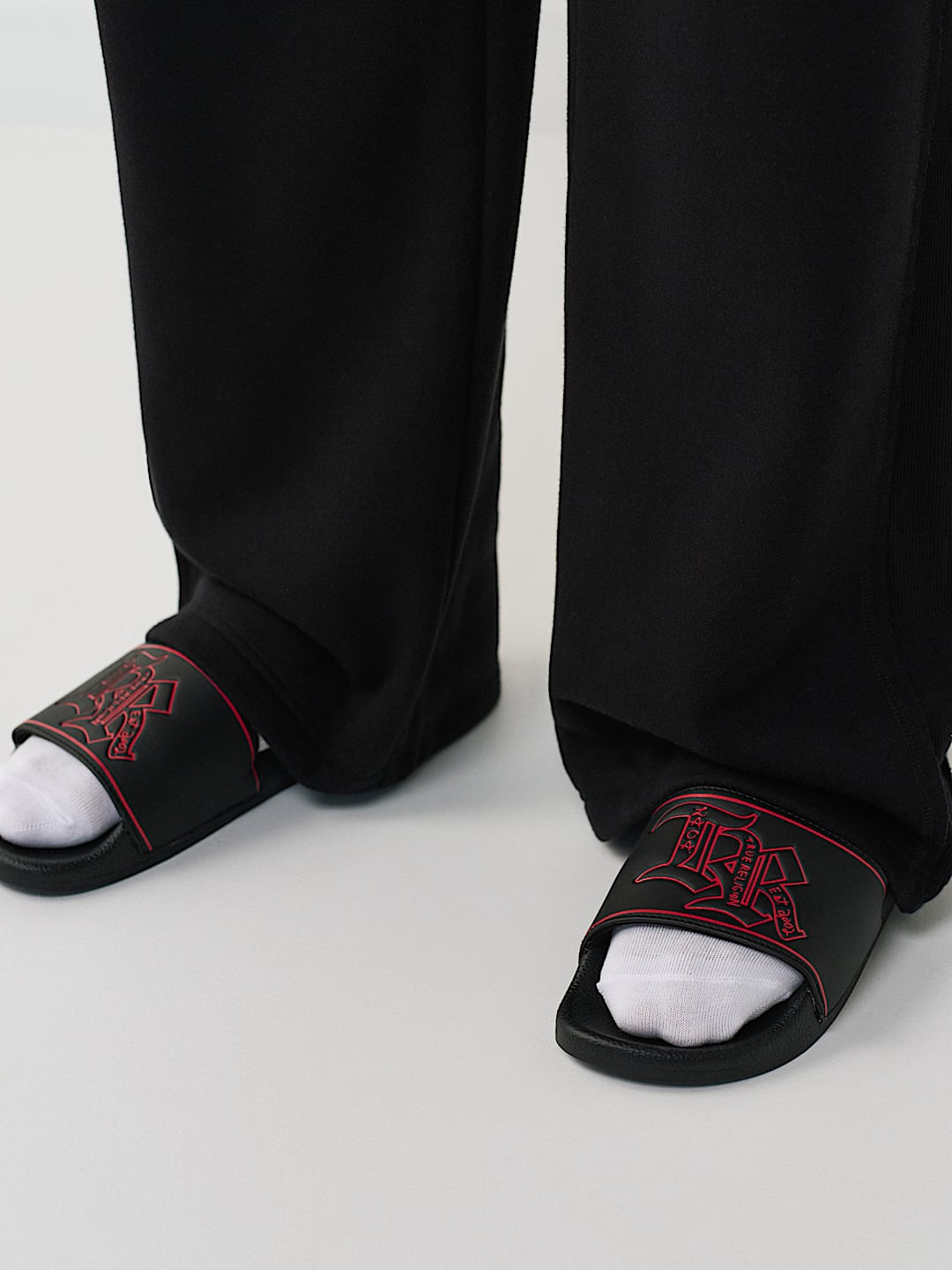 OLD ENGLISH LOGO SLIDES, image 2