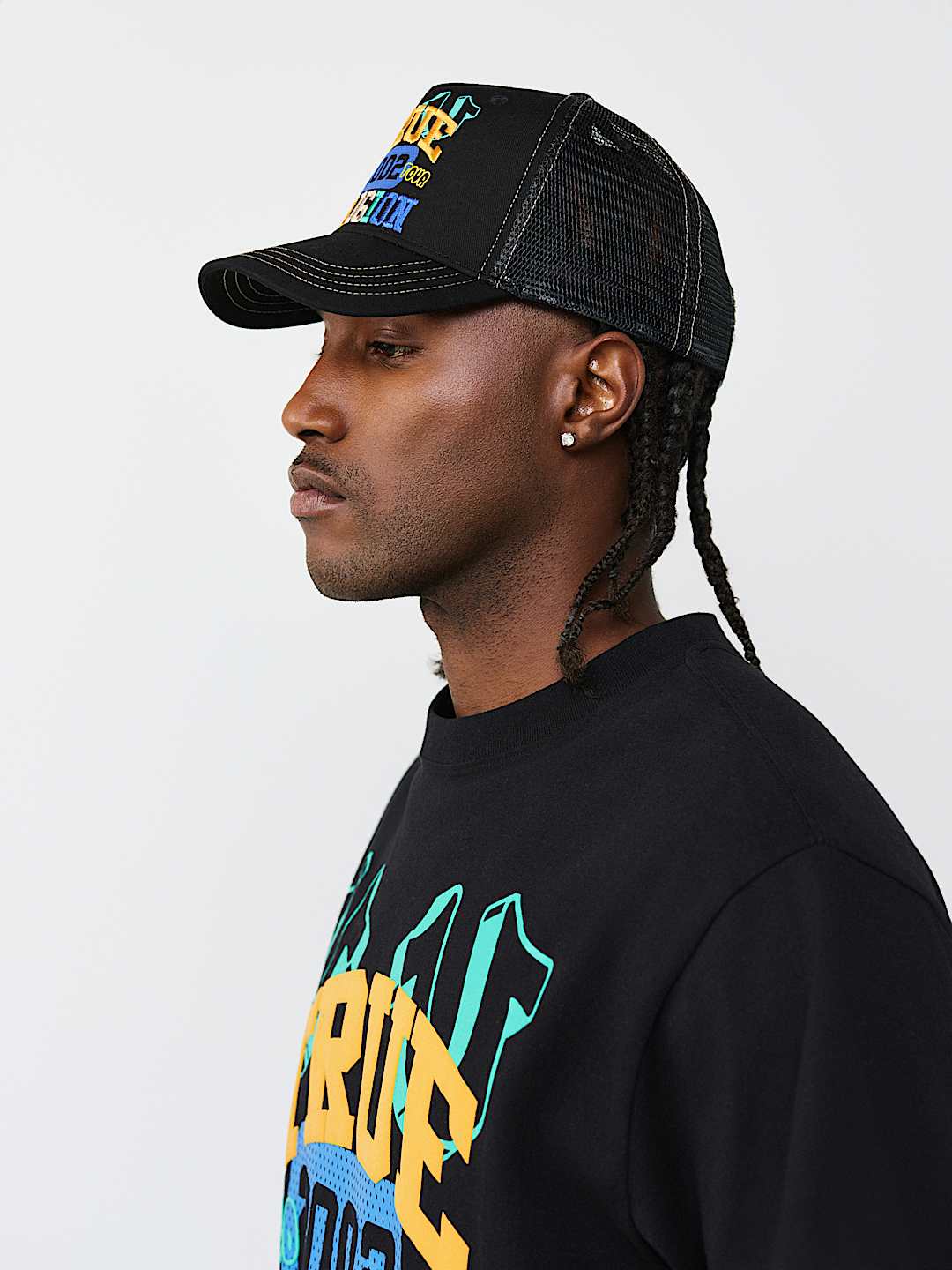 EMBROIDERED LOGO TRUCKER HAT, image 4