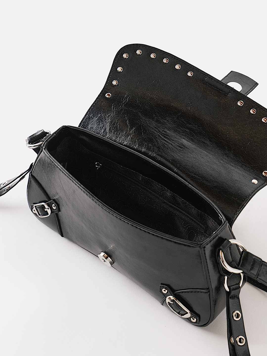 HORSESHOE TASSLE STUD BAG, image 5