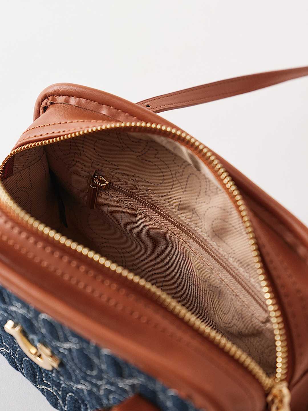 HORSESHOE ALLOVER PRINT HANDBAG, image 4