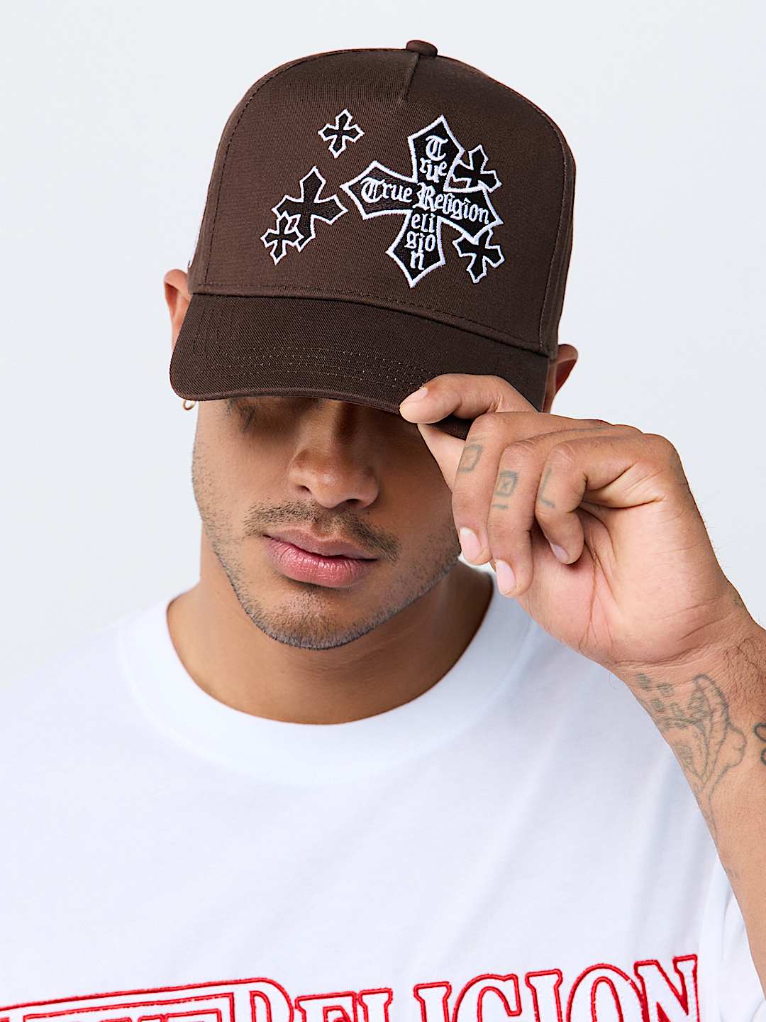 LOGO GRAPHIC HAT