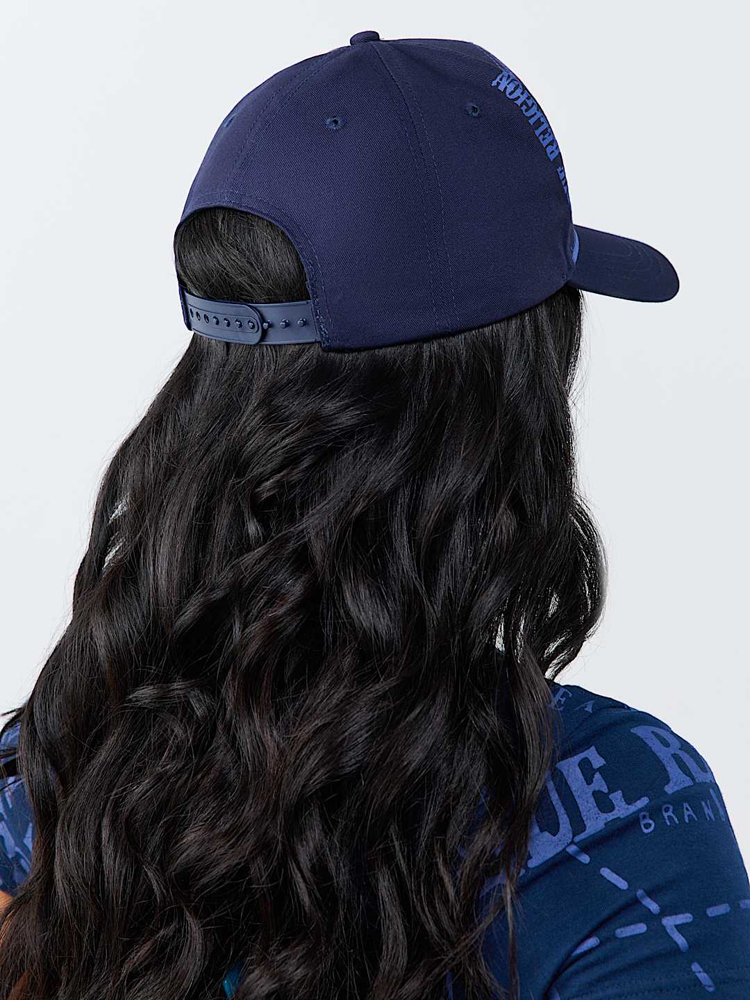 CRYSTAL HORSESHOE HAT