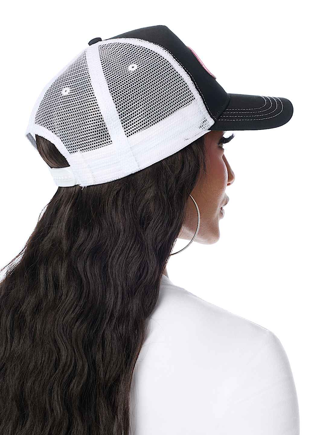 LOGO PATCH TRUCKER HAT