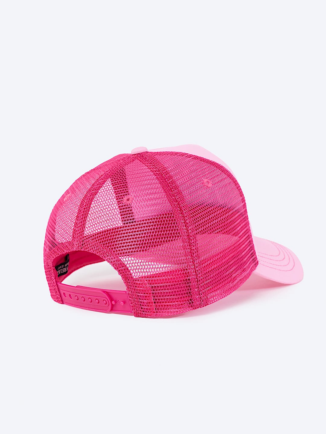 HORSESHOE HEART TRUCKER HAT