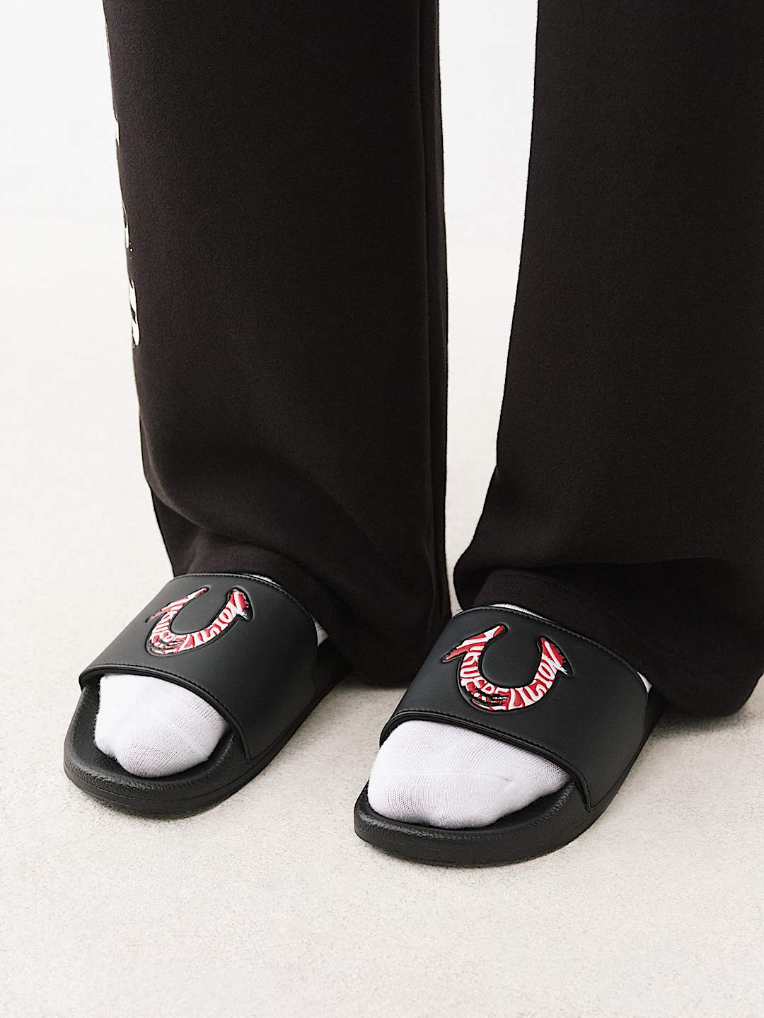 HORSESHOE SLIDES, image 3