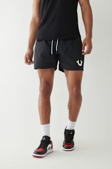 SHORTS DE PLAYA CONTRASTANTES