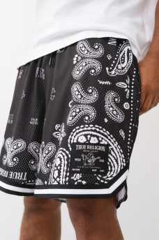 SHORT DE MALLA CON ESTAMPADO DE BANDANA, image 1