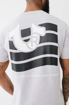 HORSESHOE FLAG PRINT TEE