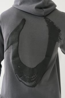 PAINTED HORSESHOE PUFF PRINT HOODIE