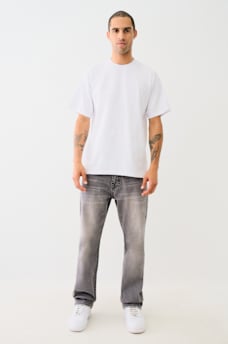 JEANS RECTOS RICKY BIG T CON HERRADURA EN RELIEVE
