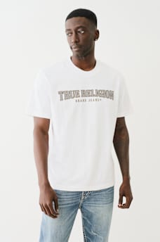 EMBROIDERED REFLECTIVE ARCH LOGO TEE, image 3