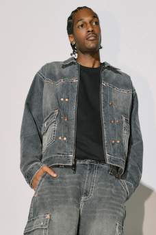 RIVET BIG T ZIP DENIM JACKET