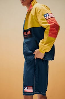 BELTED NYLON TRUE FLAG SHORT, image 2