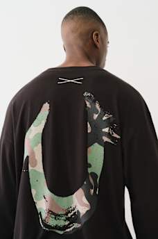 CAMISETA DE MANGA LARGA CON HERRADURA CAMUFLADA PINTADA
