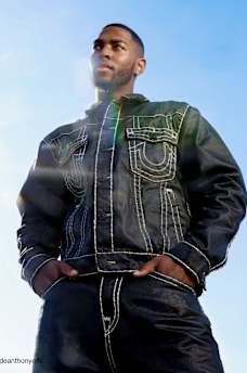 OVERSIZED SUPER T COATED DENIM JACKET, image 2