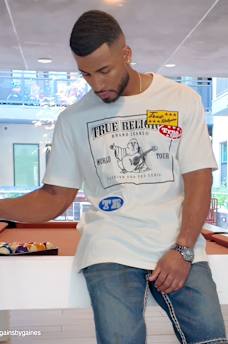 WORLD TOUR LOGO PATCH HEAVYWEIGHT TEE, image 1