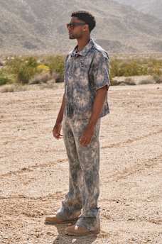 VINNY TIE-DYE CAMO ULTRA BAGGY JEAN 34", image 3