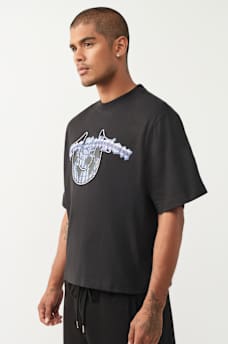 T-SHIRT AMPLE &Eacute;PAIS &Agrave; LOGOS CHROM&Eacute;S
