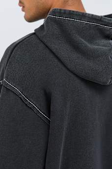 APPLIQU&Eacute; BIG T BOXY HOODIE