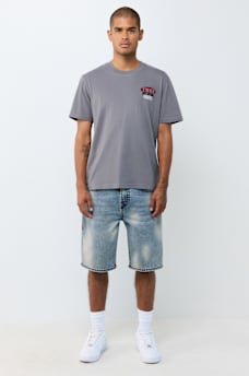 STACKED LOGO TEE