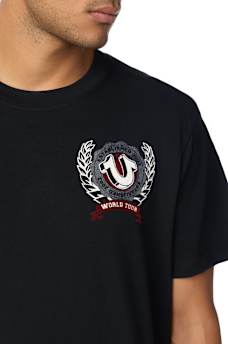 HORSESHOE CREST TEE