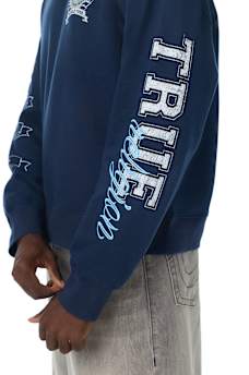 HORSESHOE CREST RELAXED CREWNECK