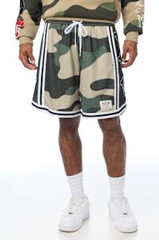 COLORBLOCK MESH BASKETBALL SHORT