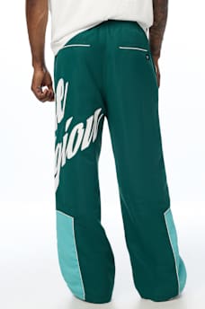 HORSESHOE LOGO BAGGY NYLON PANT