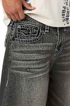 LOOSE FIT SUPER T JEAN