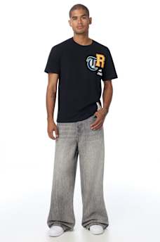 COLLEGIATE APPLIQU&Eacute; LOGO TEE