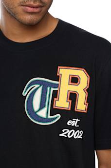 COLLEGIATE APPLIQU&Eacute; LOGO TEE