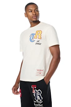 COLLEGIATE APPLIQU&Eacute; LOGO TEE