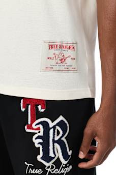 COLLEGIATE APPLIQU&Eacute; LOGO TEE
