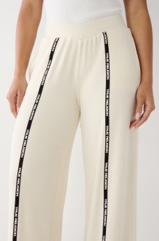 WIDE LEG LOGO TRIM JOGGER, image 2