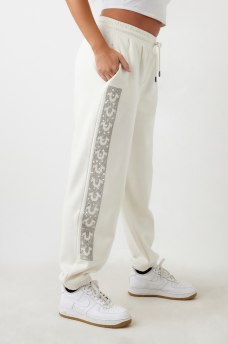 PANTALONES JOGGER BOYFRIEND DE TIRO ALTO CON HERRADURA EN CRISTALES, image 5
