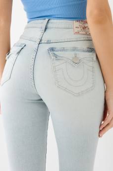 JEANS BECCA CON CORTE DE BOTA Y COSTURAS CON AGUJA SIMPLE