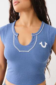 HORSESHOE NOTCH CROP TEE, image 1