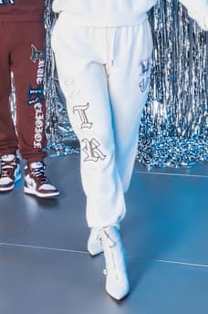 BRANDED BOYFRIEND JOGGER, image 2