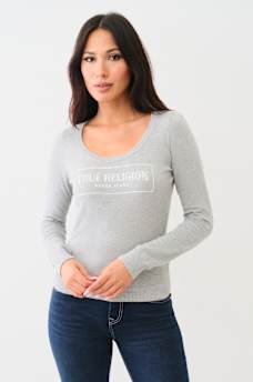 CRYSTAL LOGO SCOOP NECK SWEATER, image 2