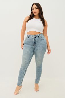 PLUS JENNIE MID RISE SKINNY JEAN, image 3