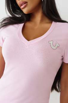 CRYSTAL TRUE LOGO V NECK TEE, image 6