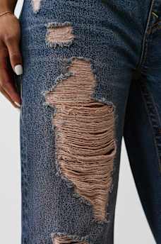 DISTRESSED MID RISE RELAXED STRAIGHT JEAN, image 7